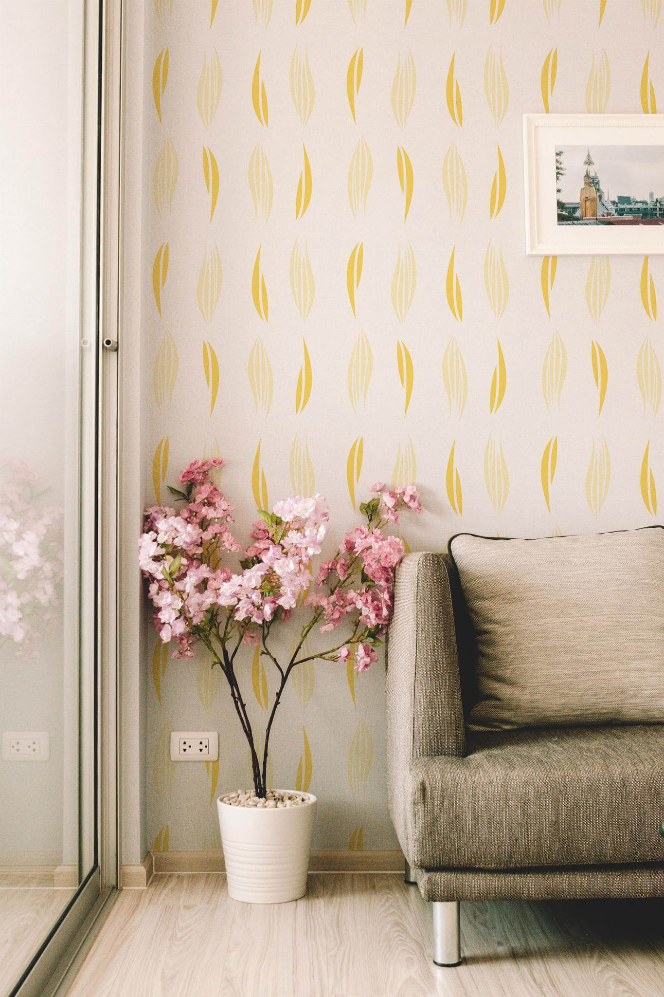 Yellow Wallpaper